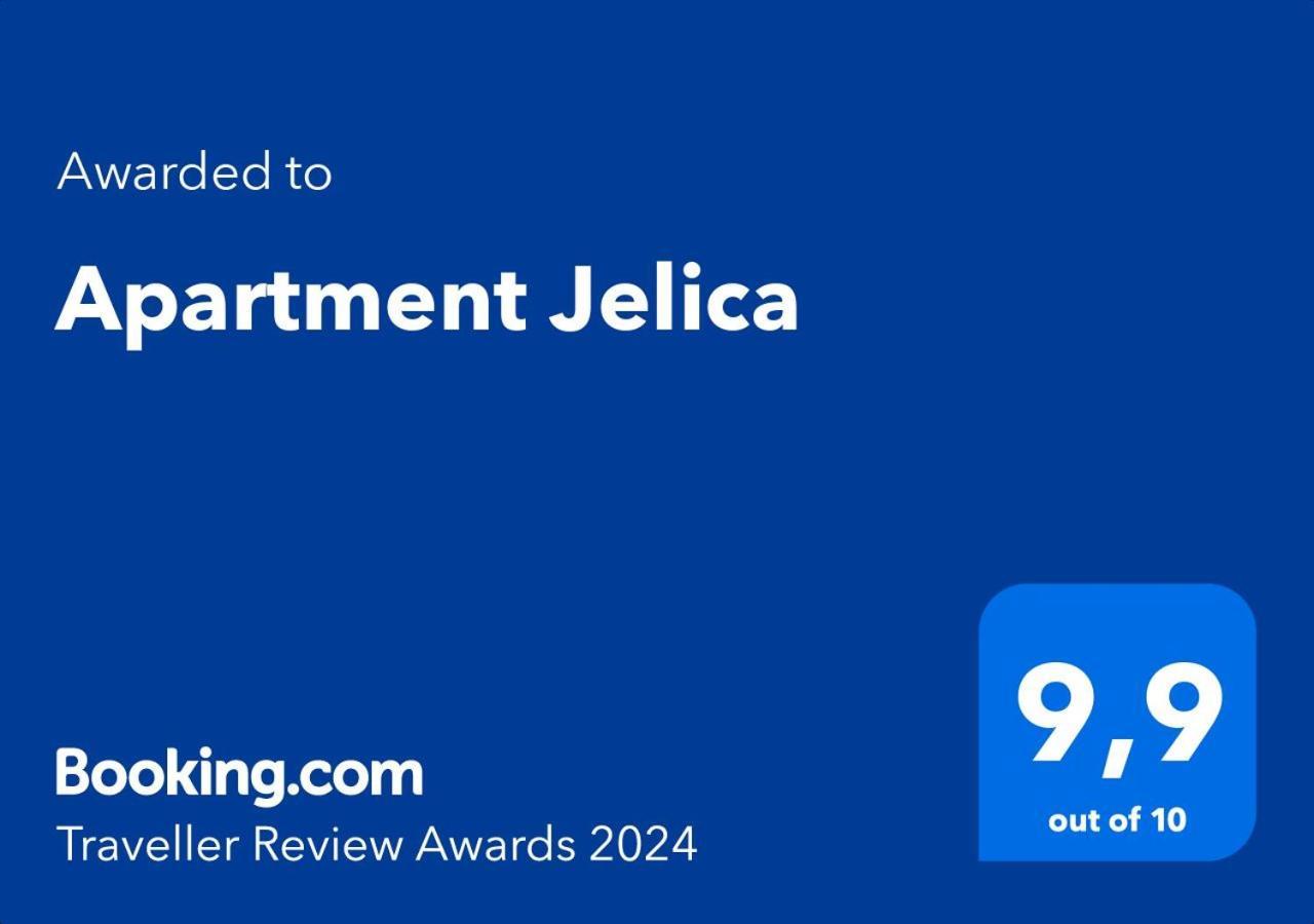 Apartments Jelena Supetar - Four Apartments - A Small House With A Private Yard - Two-Room Apartment With A Sea View - Studio Apartment - Two-Room Apartment With Garden View- Free Parking Ngoại thất bức ảnh